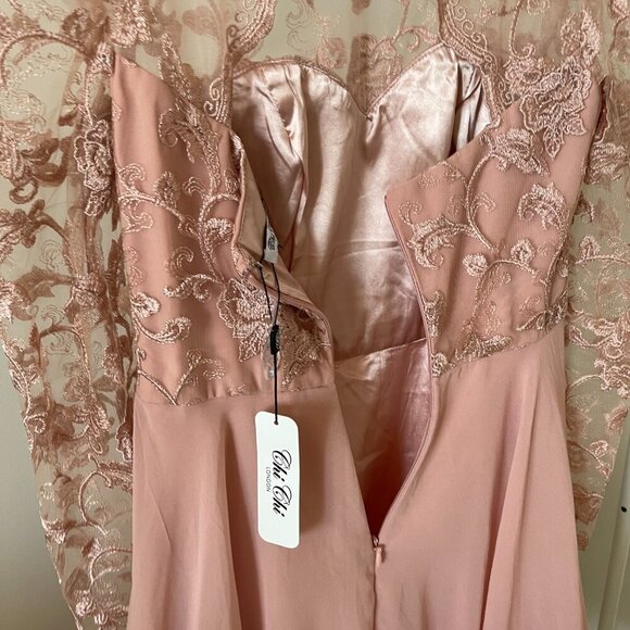 Chi Chi London Dorothee Skater Dress in Pink - Picture 6 of 12